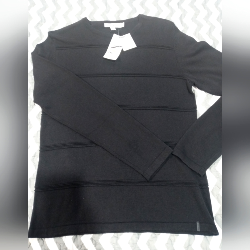 Calvin Klein size M men's sweater